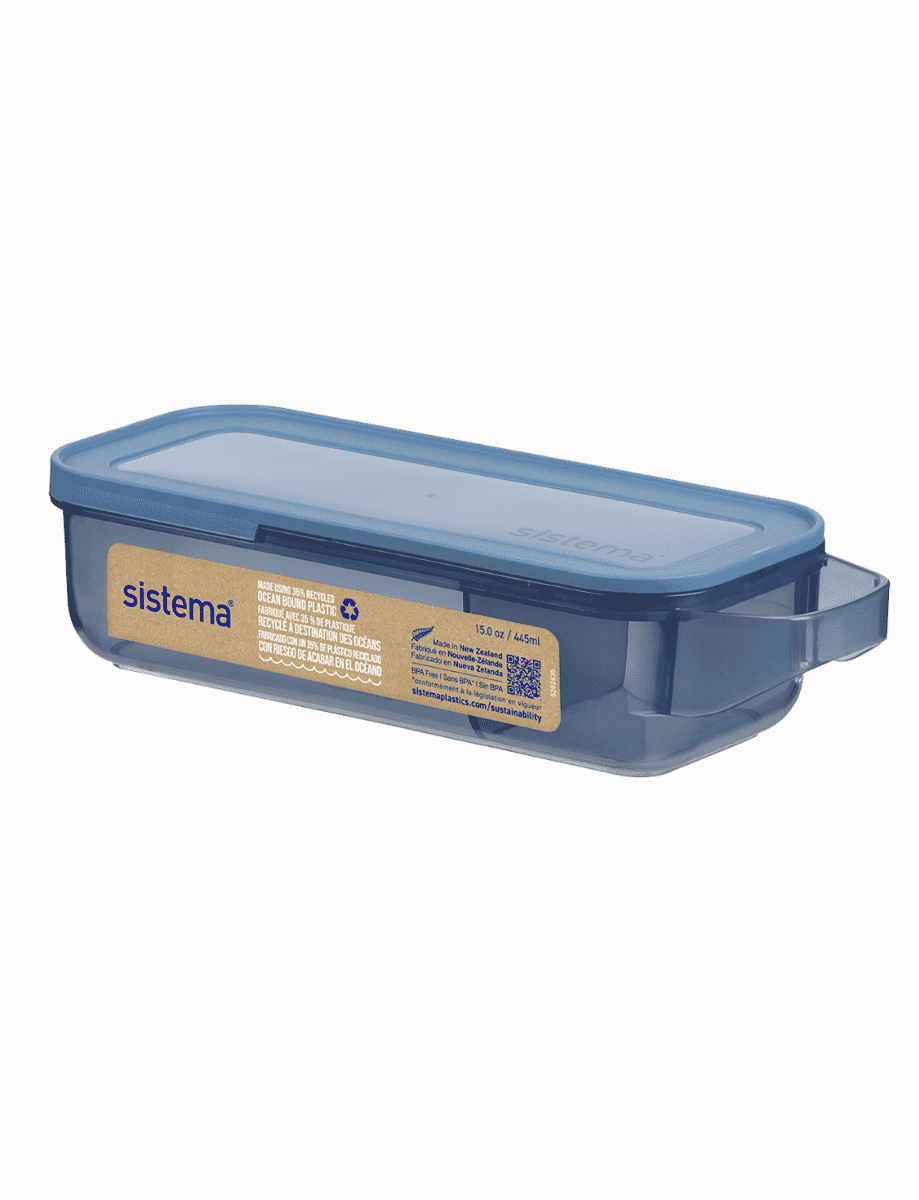 https://stergita.sirv.com/sistema/catalog/product/_/0/_0009_21379-01_445ml_slide-n-snack_angle_label_mountain-blue_1.png?canvas.color=fcfbf8